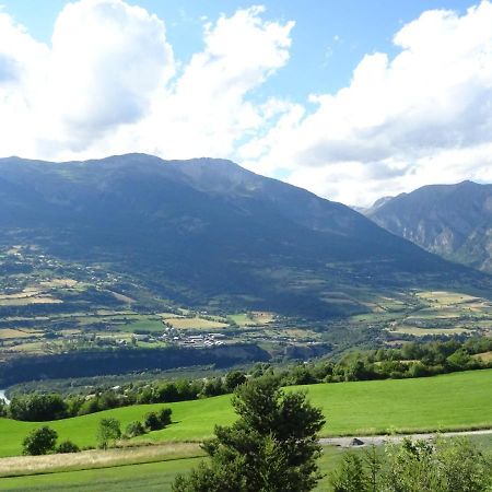 Le Massif Des Ecrins Crots Bagian luar foto